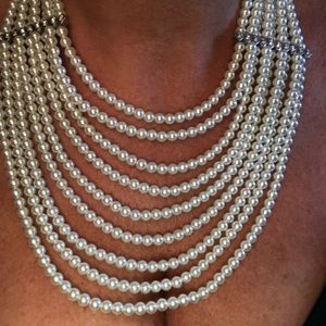 9  strand of pearls necklace